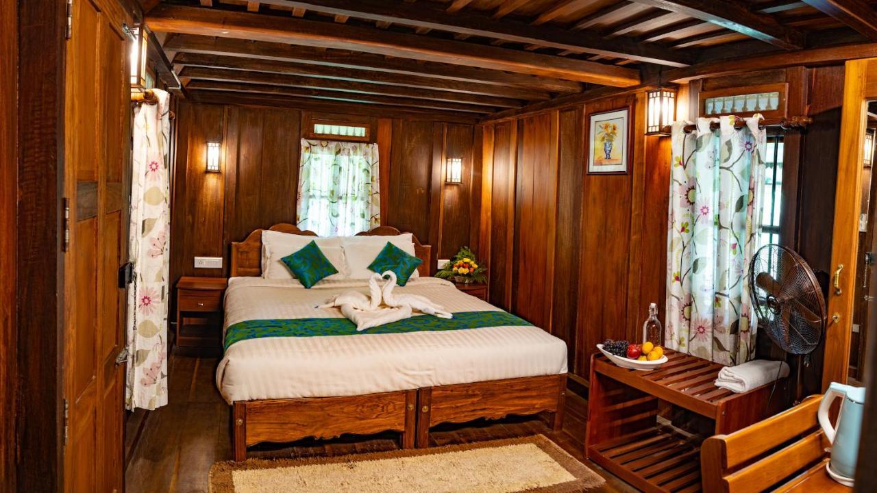 Kalpavanam Heritage Resort Thekkady Exterior foto
