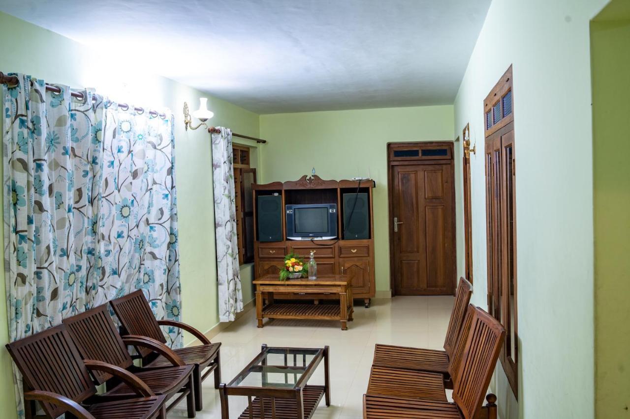 Kalpavanam Heritage Resort Thekkady Quarto foto